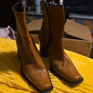 Cowboy Brown Leather Ankle Boots